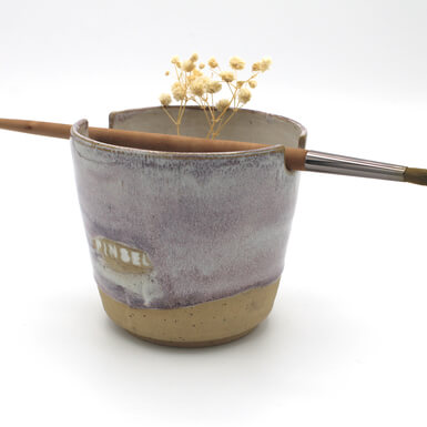 AUSVERKAUFT -  Pinselbecher 300 ml aus Keramik lila Glasur